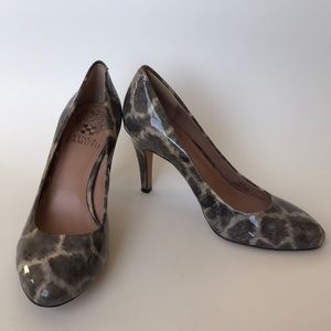 Vince Camuto Grey Pointy Toe Pump Heels Size 6